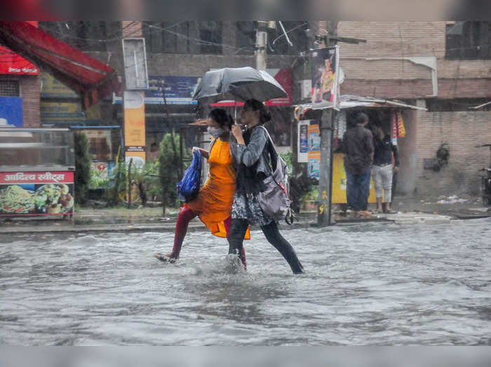 ഇടുക്കി ഡാം തുറക്കുന്നതിൽ ആശങ്ക വേണ്ടെന്ന് ജലവിഭവമന്ത്രി റോഷി അഗസ്റ്റിൻ