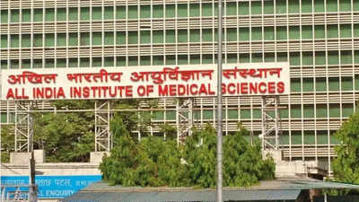 Ramleela in AIIMS: एम्स में हुई रामलीला पर मचा बवाल, स्टूडेंट्स ने मांगी माफी