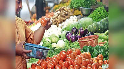 Onion-tomato price: पेट्रोल के बाद टमाटर भी 100 रुपये के करीब, त्योहारी मौसम में रुला रहा प्याज, आगे और बढ़ सकती है कीमत