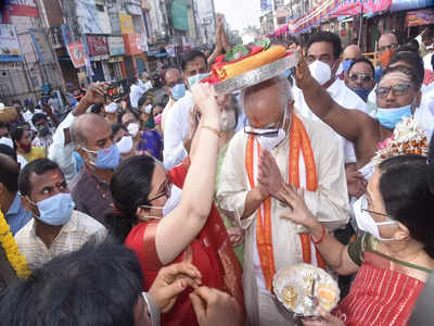 ఆ మంత్రి గారి భాషకు దండం పెట్టాలి.. అశోక్ గజపతి రాజు షాకింగ్ కామెంట్స్