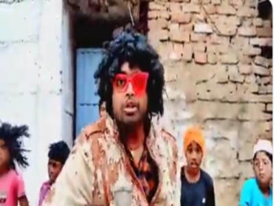 Video: Adarsh Anand का मेरी उम्र के बेरोजगारों गाना हुआ वायरल, लोगों ने दिए मजेदार रिएक्शन!