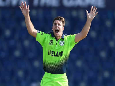 आयरलैंड के कर्टिस कैम्फर ने ली डबल हैट्रिक, बनाए वर्ल्ड World T20 में कई रेकॉर्ड