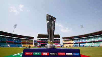 T20 World Cup 2021: 4 இந்தியர்கள், 7 பாகிஸ்தானியர்கள் ஒரே அணிக்காக விளையாடும் அதிசயம்!