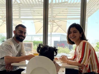 दुबई में अनुष्का शर्मा और विराट कोहली संग नाश्ता करती दिखी बिटिया, बेबी चेयर पर बैठी नजर आई वामिका