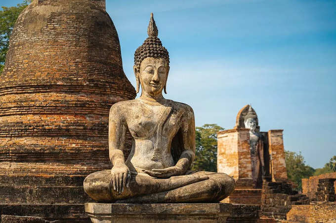 ​बौद्ध धर्म के स्तूप कहां-कहां स्थित हैं?