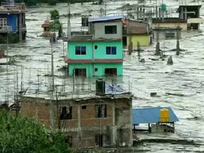 বৃষ্টি-ধসে নেপালে মৃত ৭৭