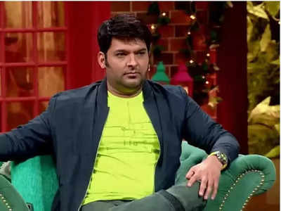 <strong>Kapil Sharma :</strong> प्रसिद्ध कॉमेडियन कपिल शर्माची या गंभीर आजारामुळे झालीये अशी वाईट अवस्था, आजार व भयंकर वेदनांबाबत व्हिडिओमधून केला खुलासा! 