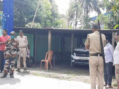 রায়গঞ্জ বিশ্ববিদ্যালয়ে রহস্যময় নীলবাতি গাড়ি! মালিকের খোঁজ মিলল বেলাশেষে