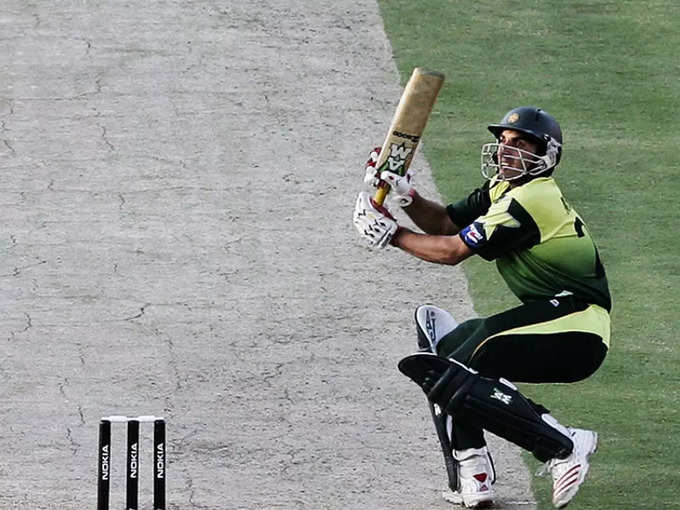 फाइनल, 2007 T20 वर्ल्ड कप  - भारत ने पाकिस्तान को पांच रन से हराया