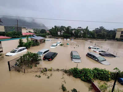 മഴക്കെടുതിയിൽ ഇന്ത്യ, നേപ്പാൾ