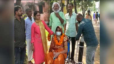 Bihar News: व्हीलचेयर और ऑक्सिजन सिलेंडर के साथ मुखिया प्रत्याशी ने दाखिल किया पर्चा, 10 दिन पहले अस्पताल से मिली छुट्टी