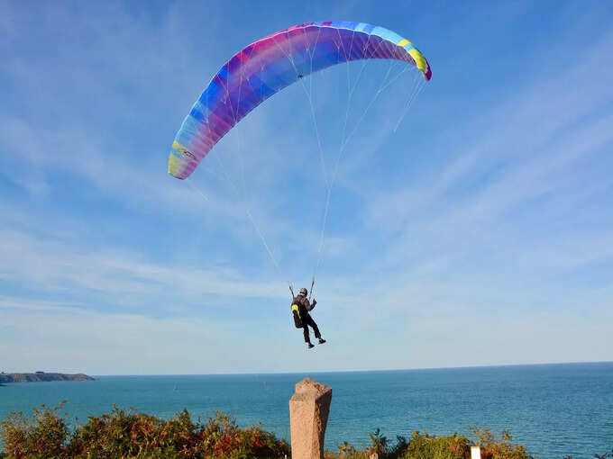 पैराग्लाइडिंग - Paragliding