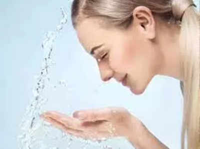 oily skin face wash वापरा आणि चेहरा नेहमी ठेवा टवटवीत