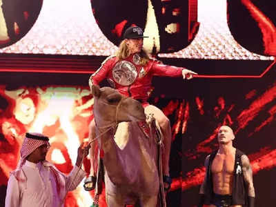 WWE-তে উট, চমকে গেল দর্শকরা