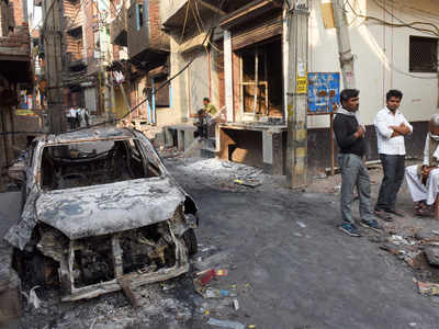 दिल्ली दंगे की रिपोर्ट पेश ना करने पर कोर्ट ने पुलिस कमिश्नर की खिंचाई की