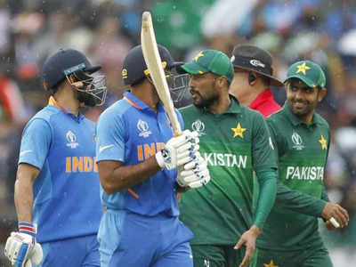 Ind vs Pak: எந்த அணி ஜெயிக்கும்? இந்த வீரர் அழுத்தத்துடன் விளையாடுவார்: பாகிஸ்தான் வீரர் கணிப்பு!