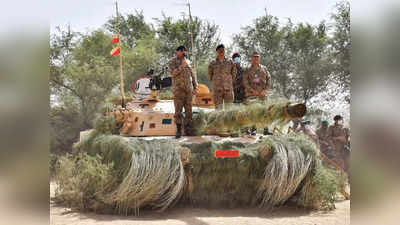 राजस्थान सीमा से 100 किमी दूर पाकिस्तानी टैंक बरसा रहे बम, युद्धाभ्यास देखने पहुंचे जनरल बाजवा