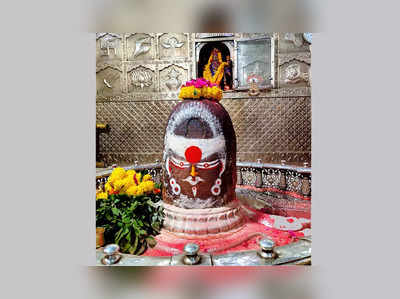 mahakal in ujjain : पत्नीची शेवटची इच्छा! इंजीनिअरने महाकालच्या चरणी अर्पण केले १७ लाखांचे दागिने