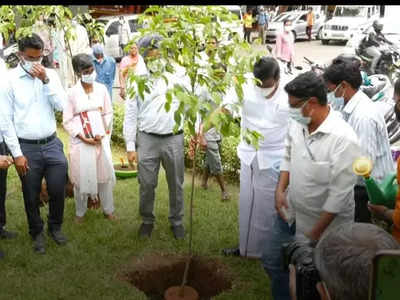 அம்மா உணவக பெண் ஊழியர்கள் பணிநீக்கமா? - அமைச்சர் நேரு அசத்தல் விளக்கம்!