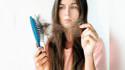 How To Prevent Hair Fall: हर दिन गिर रहे हैं 70 से ज्यादा बाल तो खास आपके लिए हैं ये Hair Care Tips