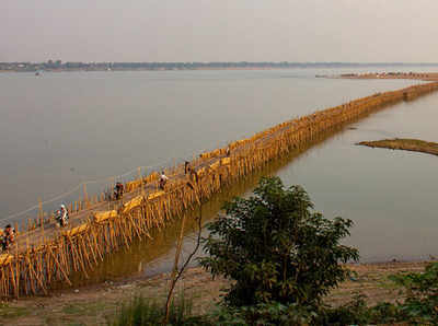 राम सेतु की याद दिलाता है 50,000 बांसों से बना यह अद्भुत पुल