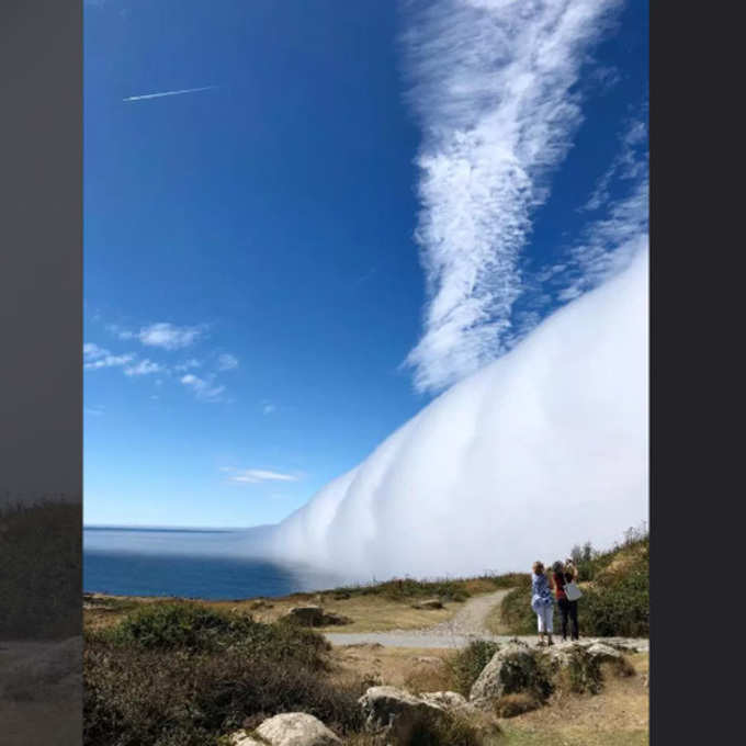 UK Mystery Cloud Wall Creates Bizarre Weather Formation Pictures Goes Viral News in Hindi