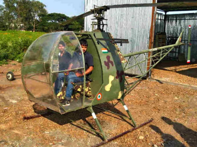 Inspired By Aamir Khans Three Idiots This 9th Pass Mechanic Manufactured Jugaad Helicopter in 40 Lakh Rupees News in Hindi