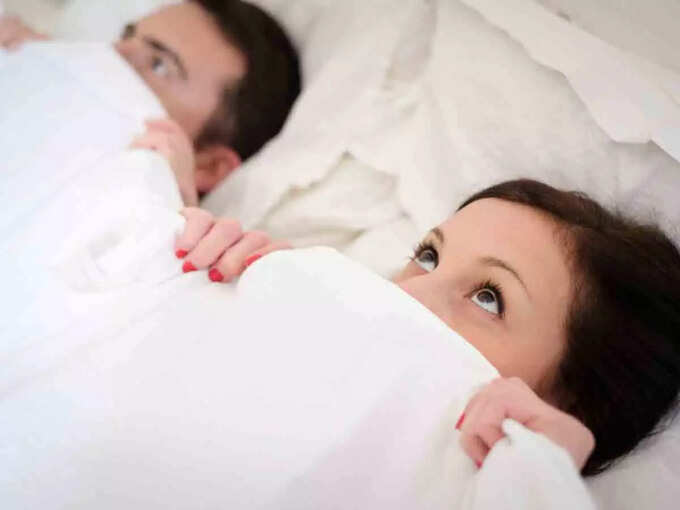 सीधे मुद्दे की बात करें सीधे मुद्दे की बात करें