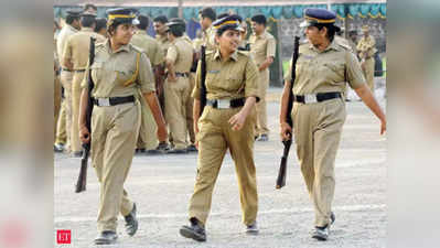 देश में पुलिस की वर्दी का रंग खाकी, तो पश्‍च‍िम बंगाल में सफेद क्‍यों?