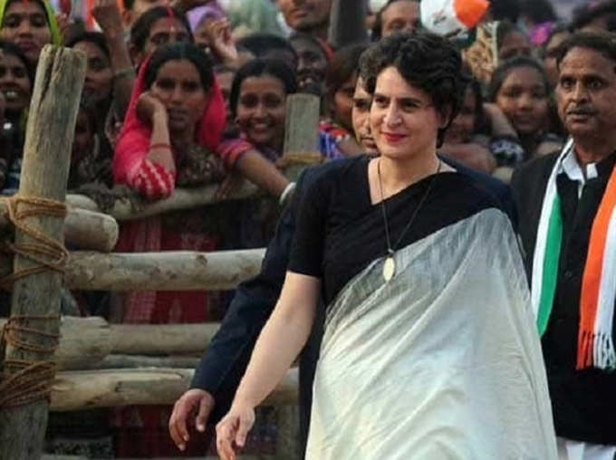 FAKE ALERT: Image of Priyanka Gandhi Vadra wearing a cross is digitally manipulated