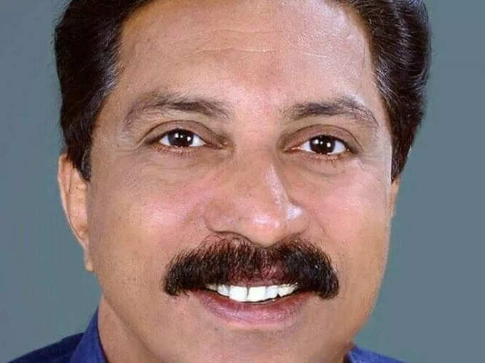 ​കോമത്തെന്ന ജനകീയ മുഖം