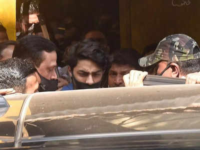 Aryan Khan Drugs Case Timeline: हिरासत, जेल, बेल और रिहाई... 28 दिनों में आर्यन खान केस में क्या-क्या हुआ, जानें सब