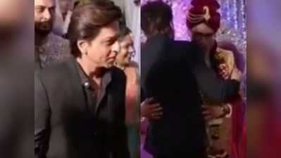 अपने Makeup Man की बहन की शादी में पहुंचे SRK, लोग बोले-असली किंग