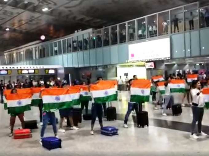 Independence Day 2019: Flashmob at Kolkata Airport is a delightful watch