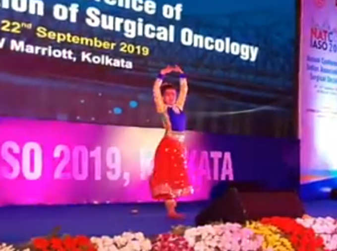 Cancer Took Her Leg Not Spirits Dance Performance of a Small Girl Goes Viral