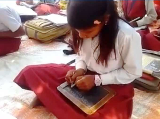 Madhya Pradesh: All The Students From Vidya Vadini School Can Write With Both Hands At The Same Time