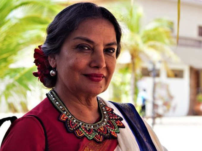 Shabana Azmi Shares Chennai Airport Sign Which Syas Eating Carpet is Strictly Prohibited