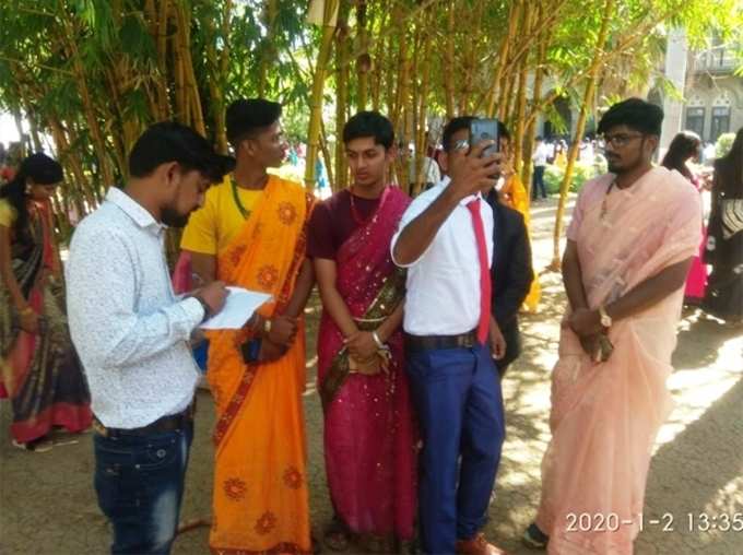 Pune: College Boys dressed up in sarees on Annual day to send message on gender equality