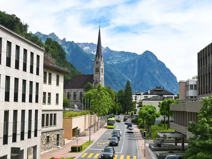 दुनिया का सबसे छोटा देश लिकटेंस्टीन - Liechtenstein is the smallest country in the world