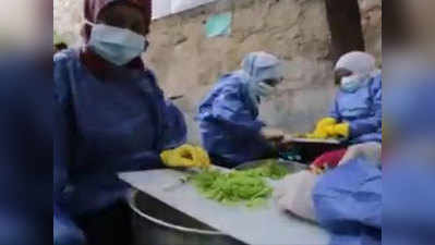 कोरोना: सीरिया की ये विधवाएं रोज बनाती हैं गरीबों के लिए खाना