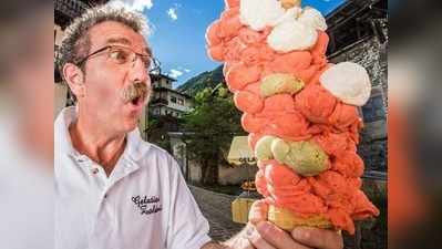 बंदे ने सिंगल कोन के अंदर भर दी 125 आइसक्रीम, वर्ल्ड रिकॉर्ड बना दिया