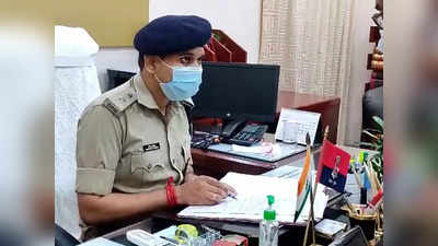 Chhapra News : बालू लदे ट्रकों से अवैध वसूली के आरोप में 9 पुलिसकर्मियों पर एक्शन, एसपी ने किया सस्पेंड