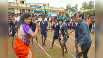 చిత్తూరు: కబడ్డీ ఆడి అదరగొట్టిన ఎమ్మెల్యే రోజా.. భర్త సెల్వమణితో పోటీపడి, వారెవ్వా!