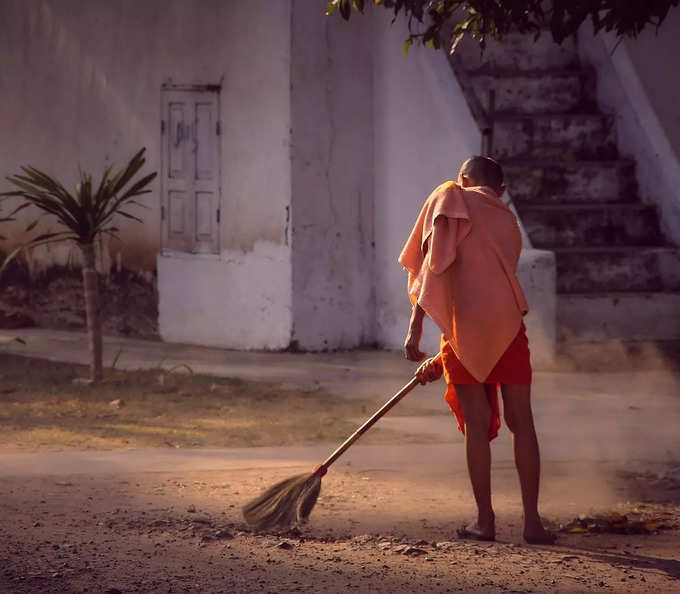 ​ಈ ಸಮಯದಲ್ಲಿ ಗುಡಿಸಬೇಡಿ