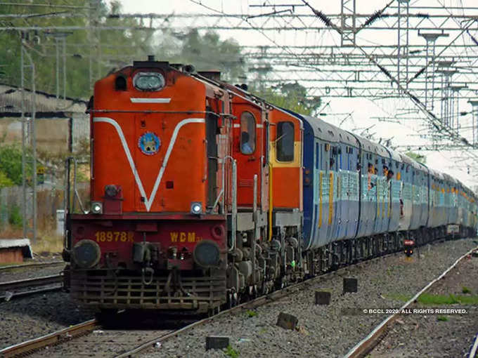 2- सूरत-दानापुर/दानापुर-बडोदरा स्‍पेशल रेलगाडी