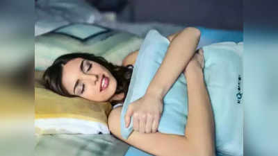 Sleep Tips: রাতে ঘুম আসে না? আয়ুর্বেদ মতে এই ৫টি অভ্যাস পরিবর্তন করুন, দ্রুত ফল পাবেন...