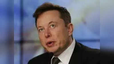 ट्विटर यूजर्स ने Tesla के शेयर बेचने के पक्ष में दी राय, जानिए Elon Musk ने क्या कहा
