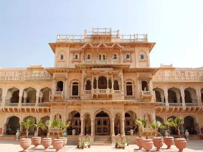 चोमू पैलेस, जयपुर - Chomu Palace, Jaipur in Hindi