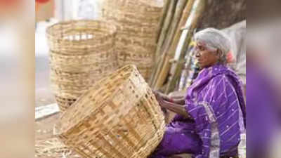 প্লাস্টিকের দাপটে মূহ্যমান মোড়া শিল্প, হারিয়ে যাচ্ছে পূর্বপুরুষের পেশা