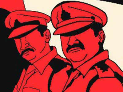 UP Police: घरावर पाकिस्तानी झेंडा फडकावल्याचा आरोप, चौघांवर देशद्रोहाचा गुन्हा